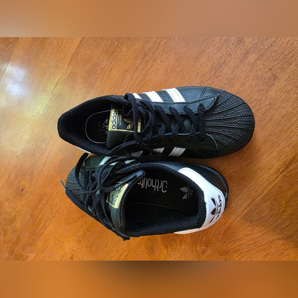 Adidas Kids Superstar Black with White Stripes - Picture 7 of 8